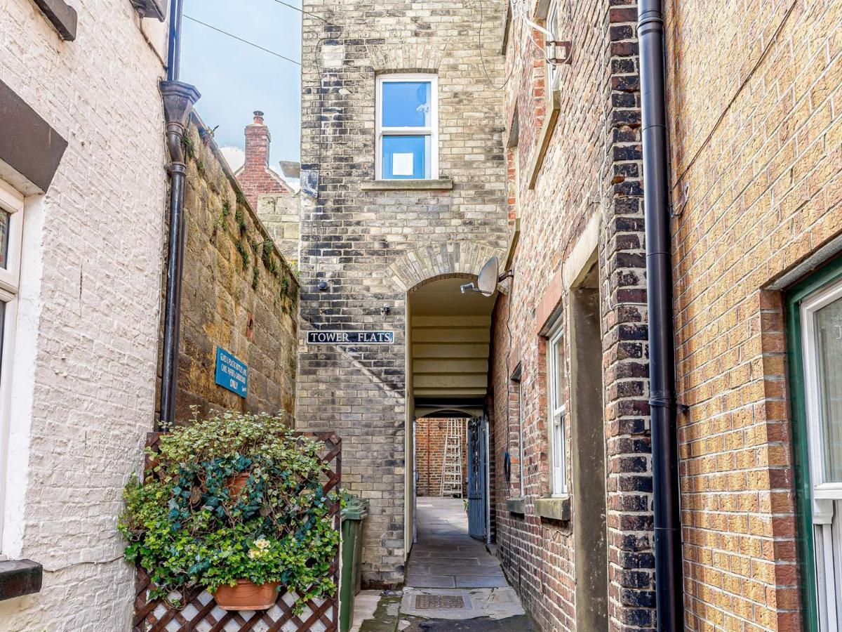 Tower Apartment Whitby Ngoại thất bức ảnh